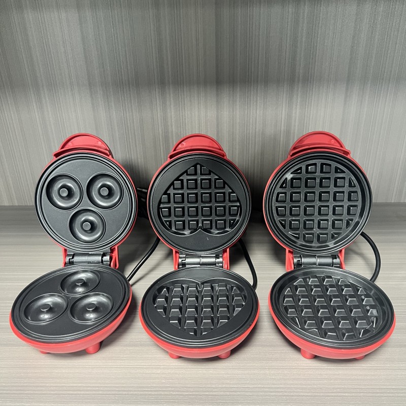 Portable Home Waffle Maker Mini Breakfast Machine Mini Waffle Maker Heart Shape Round Sandwich Breakfast Machine