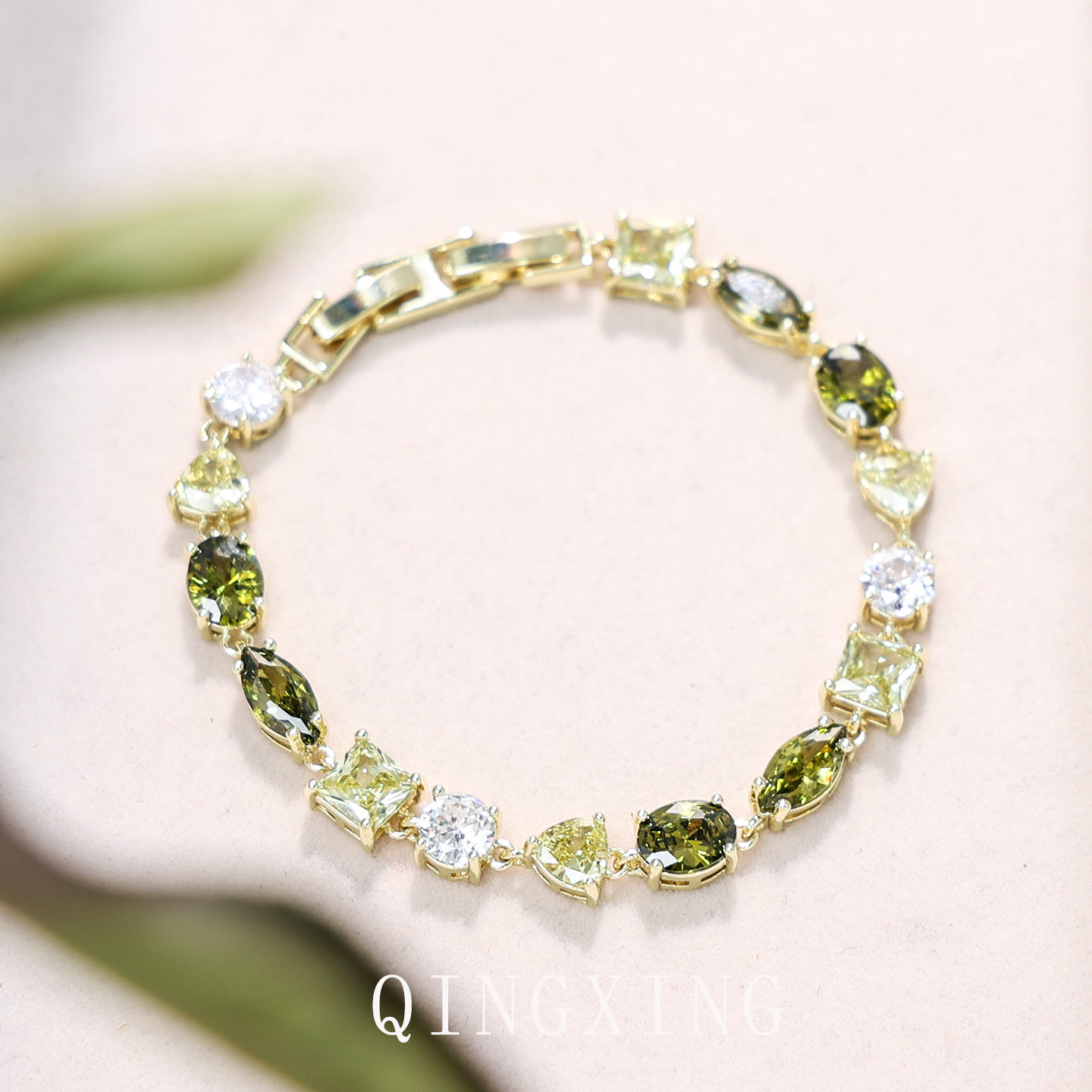 Original Forest Style Olive Green Zirconia Gradient Bracelet Clear Irregular Geometric Women's Accessory