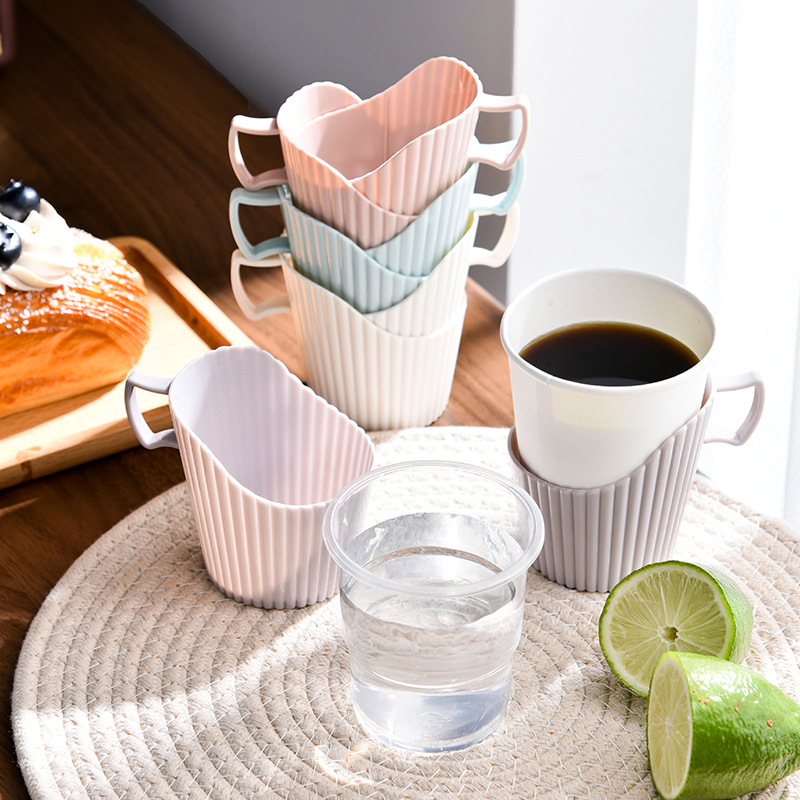 Disposable paper cup holder, anti-scald tea cup sleeve, color-contrast plastic cup sleeve, leak-proof office cup sleeve, 8 pieces/pack