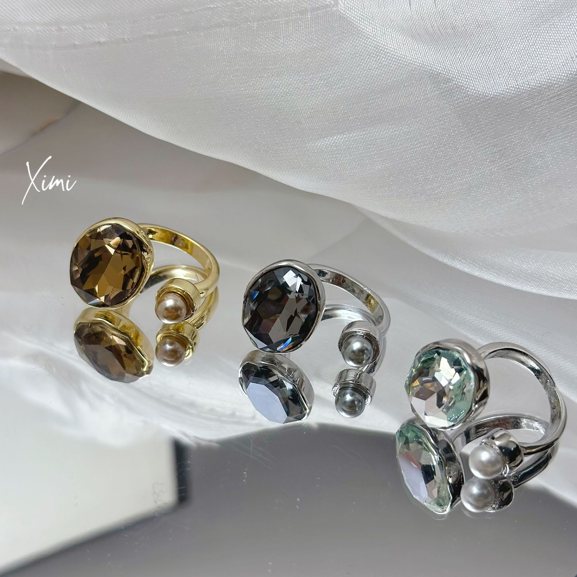 New Exaggerated Crystal Oval Open Index Finger Ring for Women Band