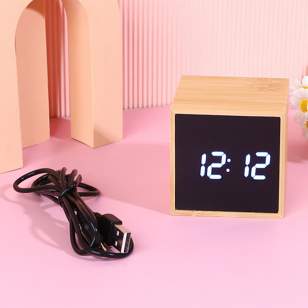 Square bamboo wood mirror surface LED thermometer electronic clock, Japanese and Korean perpetual calendar wooden alarm clock clock