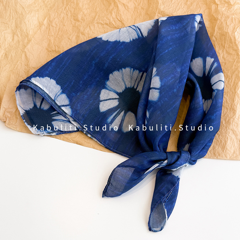 Yunnan tie-dye blue small square scarf, silk scarf for women, triangle headwrap sun protection, hair band, neck protection, thin gauze scarf