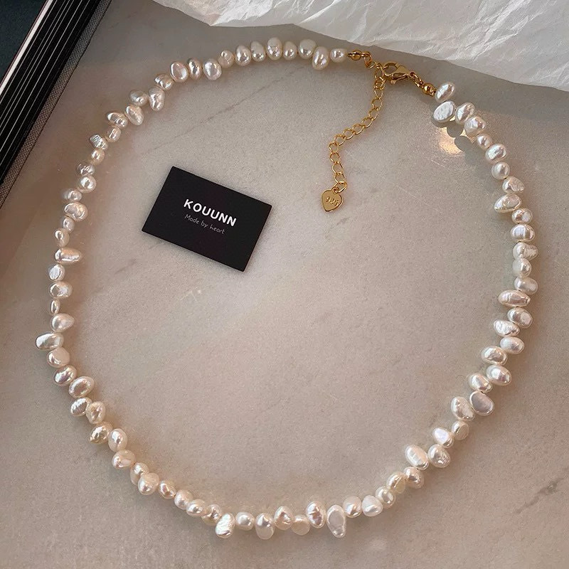 Irregular Baroque Natural Freshwater Pearl Necklace Women Short Sense Collarbone Chain