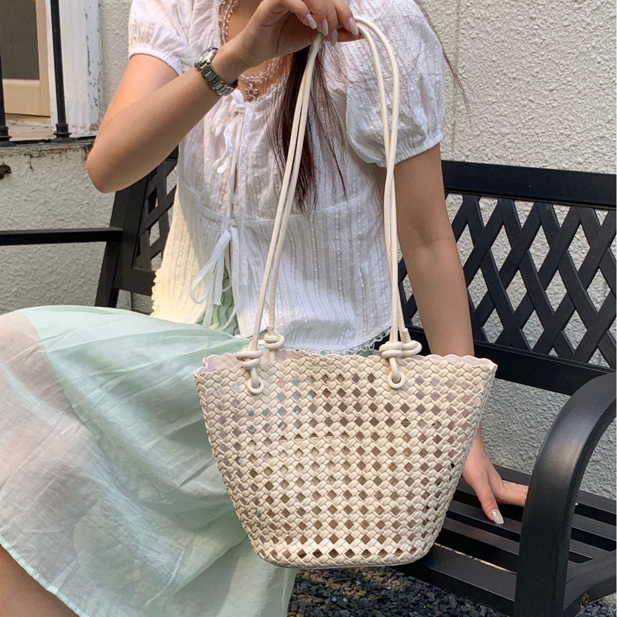 2026 Niche Hollow Woven Bag Soft Leather Basket Bag Handheld Single Shoulder Bucket Bag Summer Woven
