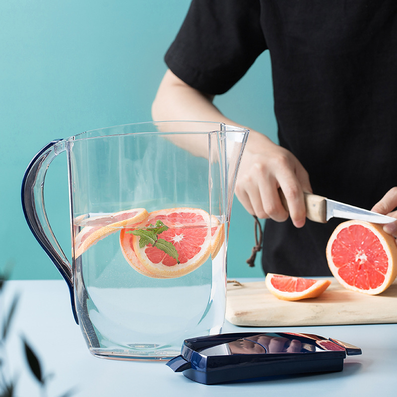 Nordic minimalist plastic cold water pitcher, large capacity household, transparent juice pitcher, Japanese-style carafe, 2L/3L