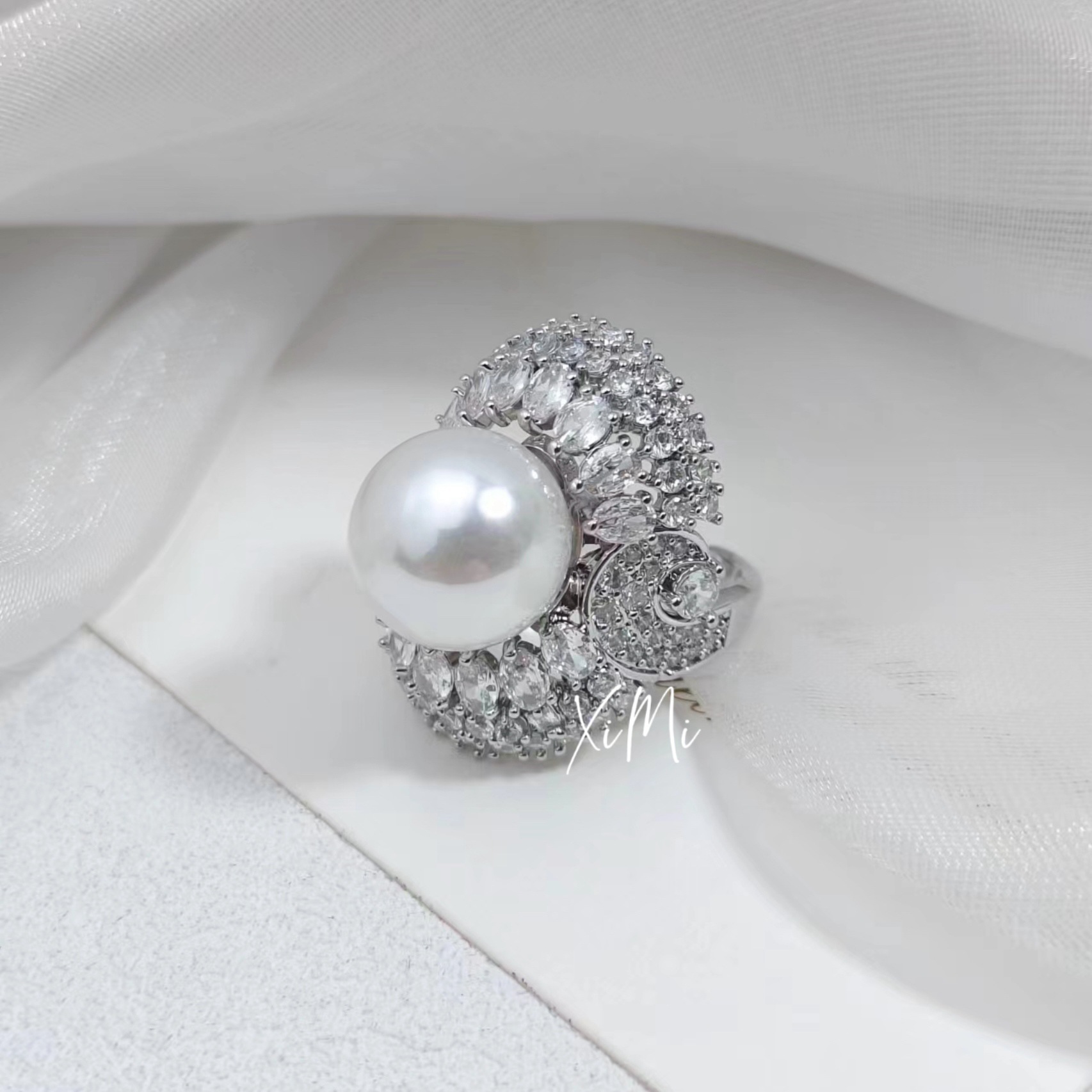 Women's Pearl Wrapped Open Ring Micro-Set Delicate Adjustable Ring