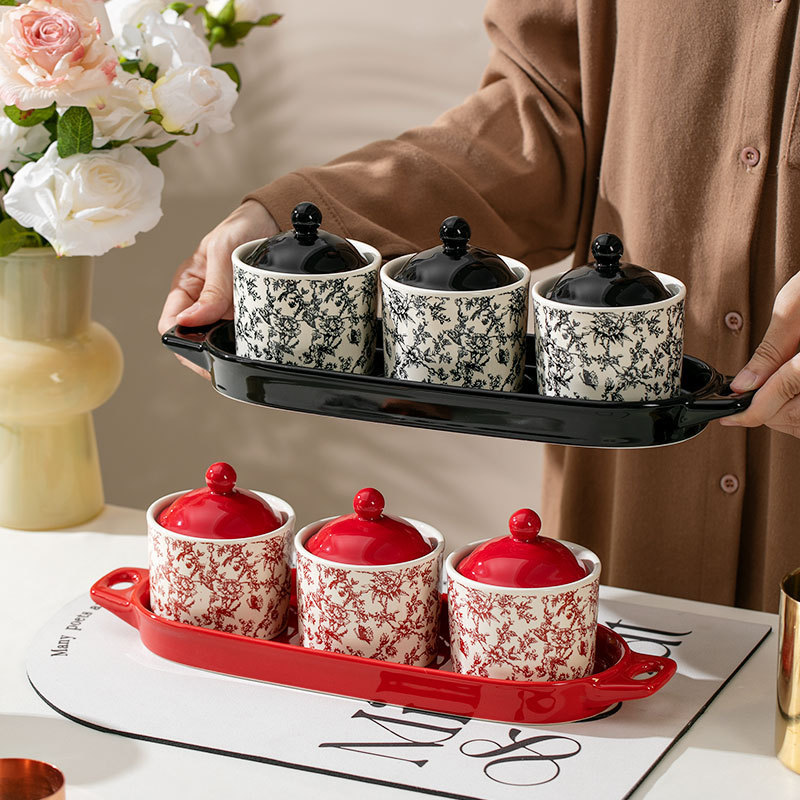 Ceramic seasoning jar, kitchen supplies, seasoning jar set, household seasoning box three-piece set, exquisite salt jar