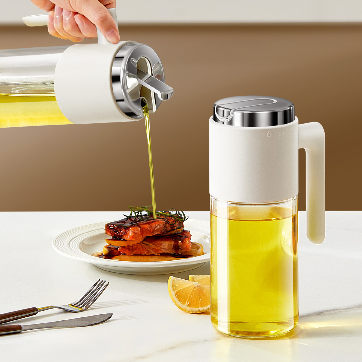 Stainless Steel Glass Oil Bottle Kitchen Household Automatic Open-Close Gravity Oil Can Soy Sauce Seasoning Bottle Oil Bottle 500ML
