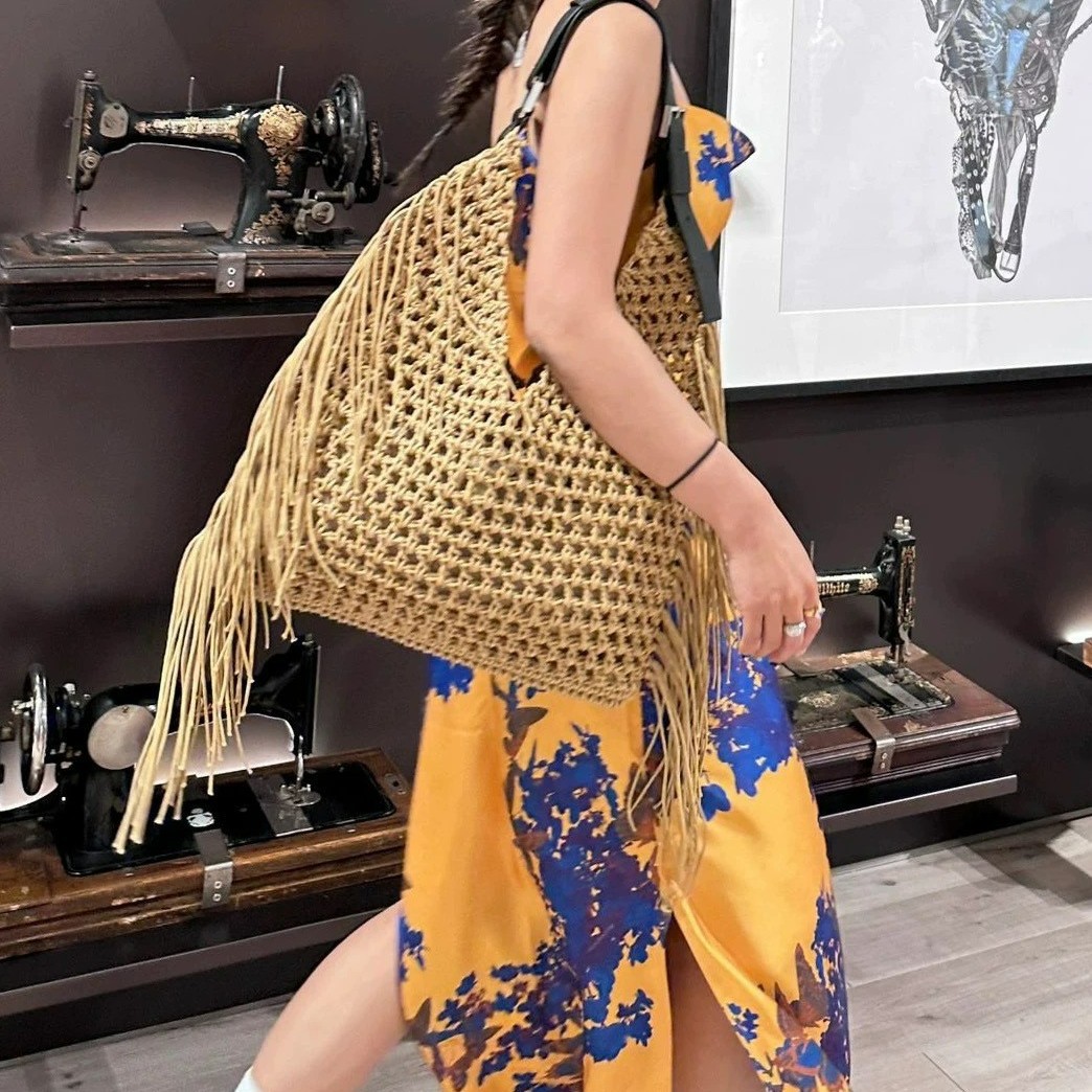 New Hollow Cotton Thread Handwoven Bag Women's Casual Single Shoulder Straw Bag Tote Bag Large Capacity Beach Bag