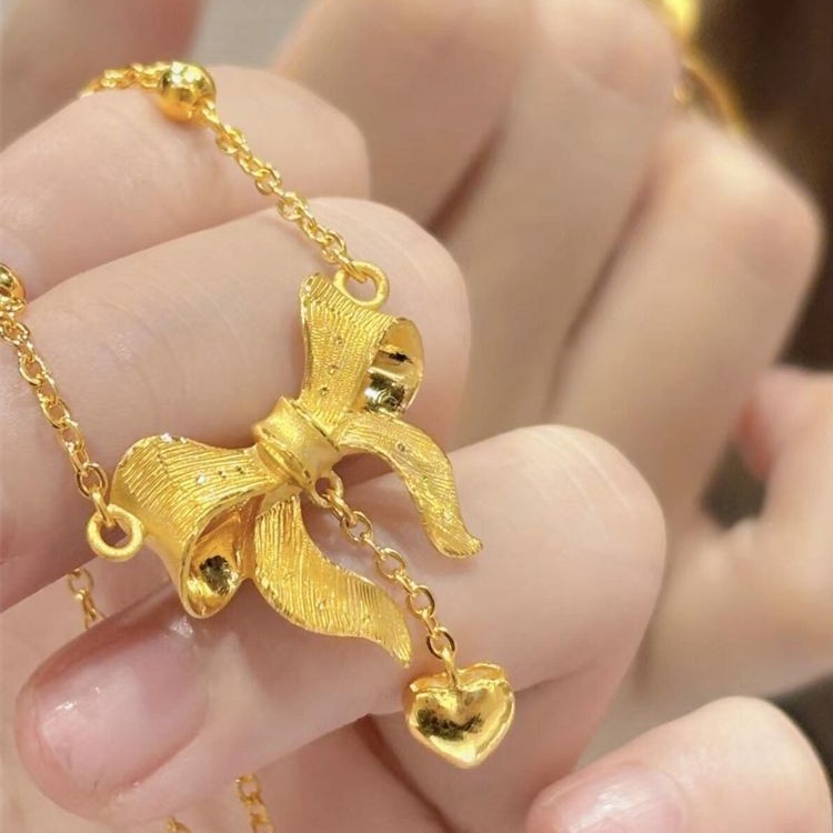 Gold shop runaway princess necklace for women love bow collarbone chain niche necklace item