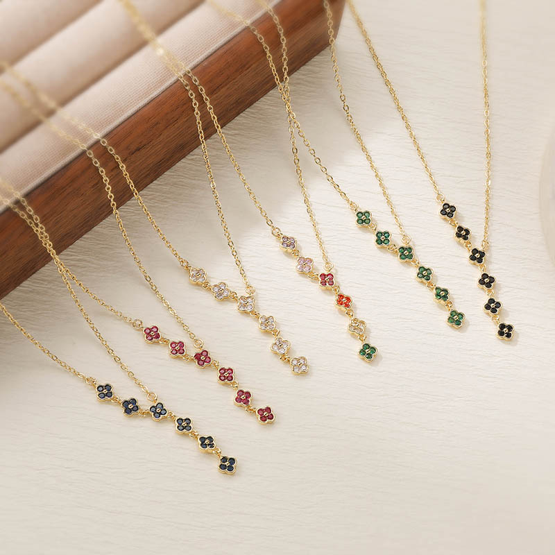 Copper Inlaid Colorful Diamond Four-Leaf Clover Necklace Unique Super Shiny Four-Leaf Flower Tassel Clavicle Chain Choker