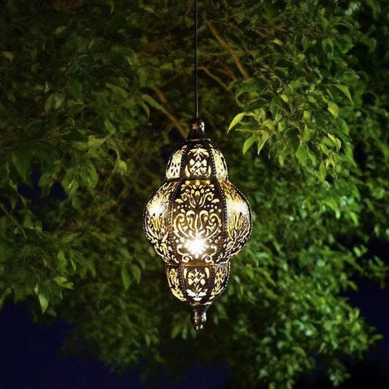 Solar Outdoor Courtyard Light Baroque Iron Art Hollow Atmosphere Projection Light Solar Iron Art Light