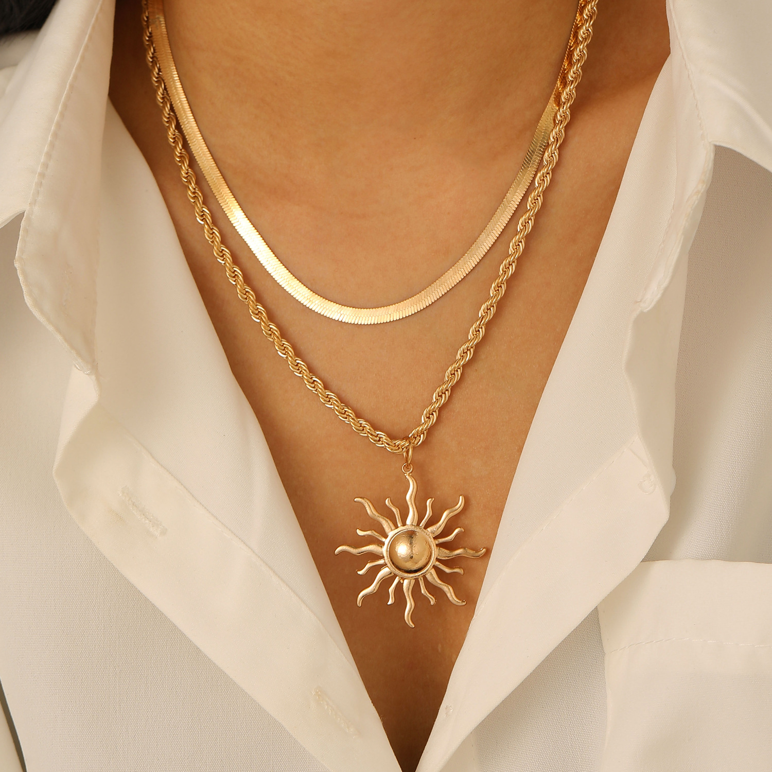 Sunflower Flame Pendant Necklace Niche Stacking Sun Collarbone Chain