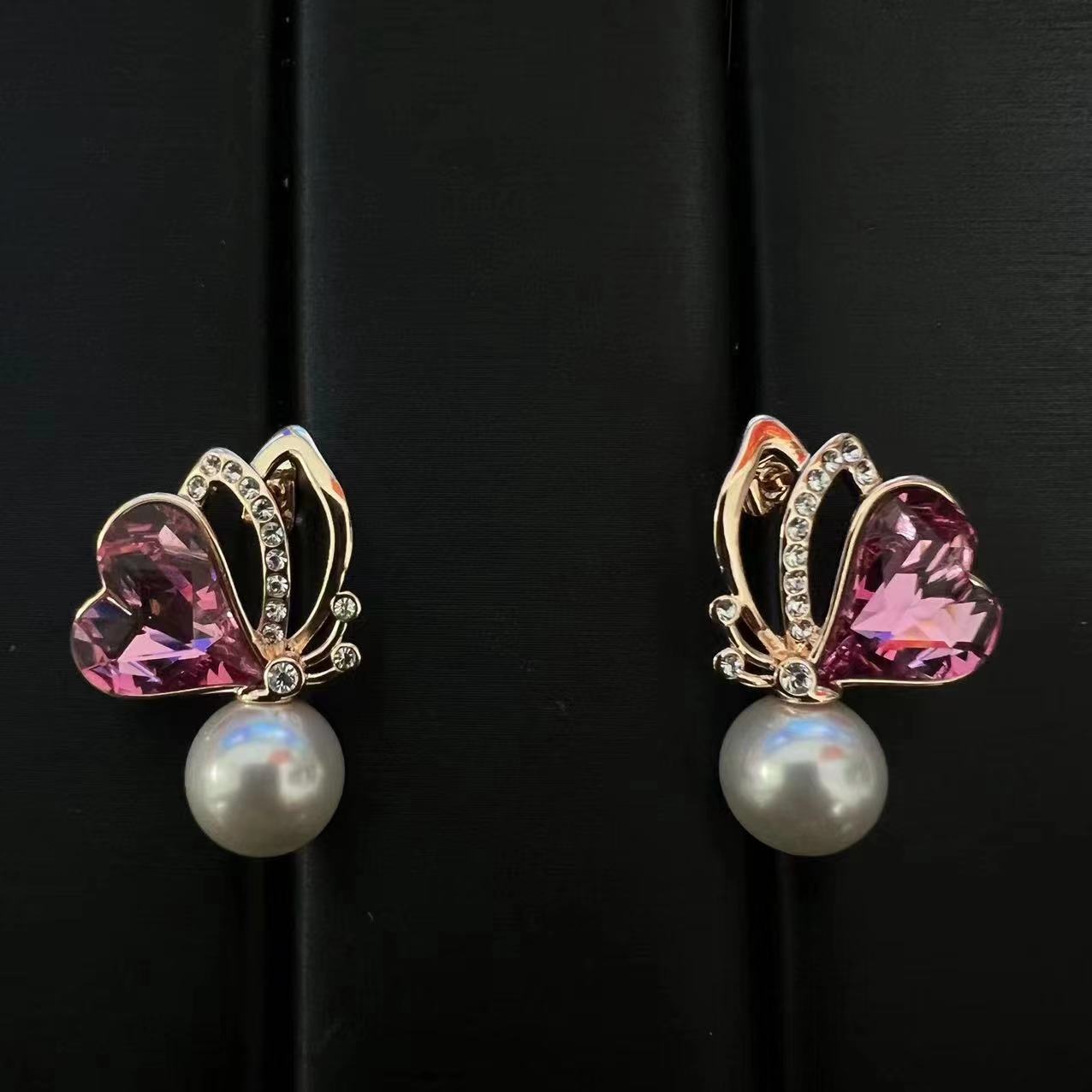 New exaggerated butterfly love earrings pearl earrings using Austrian crystal elements ear accessories