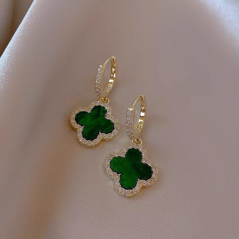 Four Leaf Clover Earrings for Women Small Fragrance Earrings 2022 New Copper Gold Plated Sparkling Zircon Earrings
