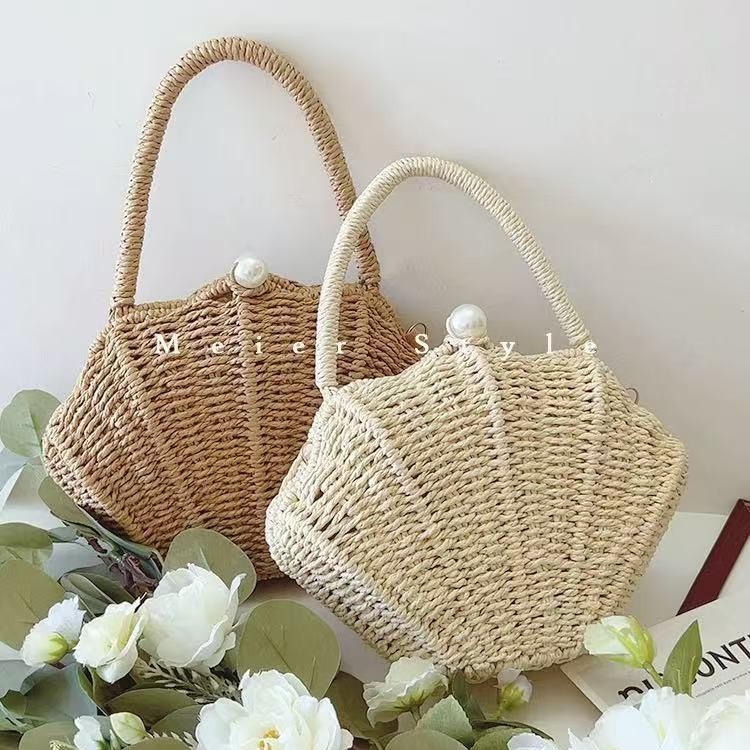 Hand-woven shell women's shoulder bag crossbody bag small fresh pearl bag straw woven bag