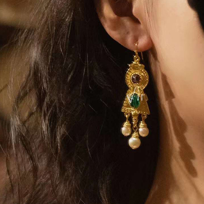 Western Vintage High Quality Brass Gold Plated Glass Palace Style Earrings