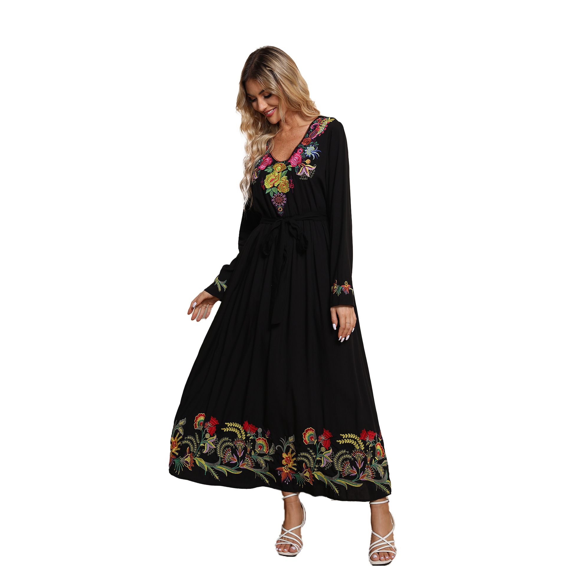 Embroidered dress women's independent station platform