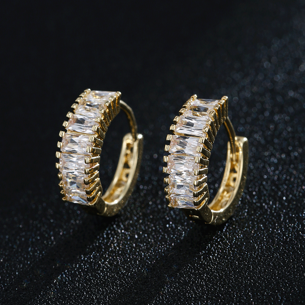 Gold-plated zircon ear studs, simple accessories, niche earrings for women