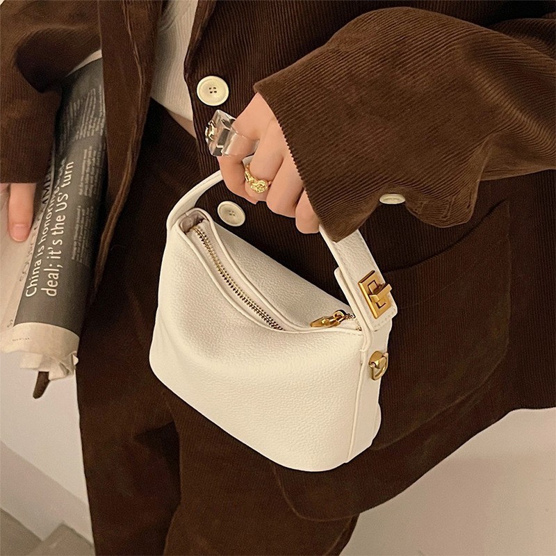 Lunch Box Bag Cloud Bag Simple Handheld Bag Leather Crossbody Bag Women Small Square Bag Simple