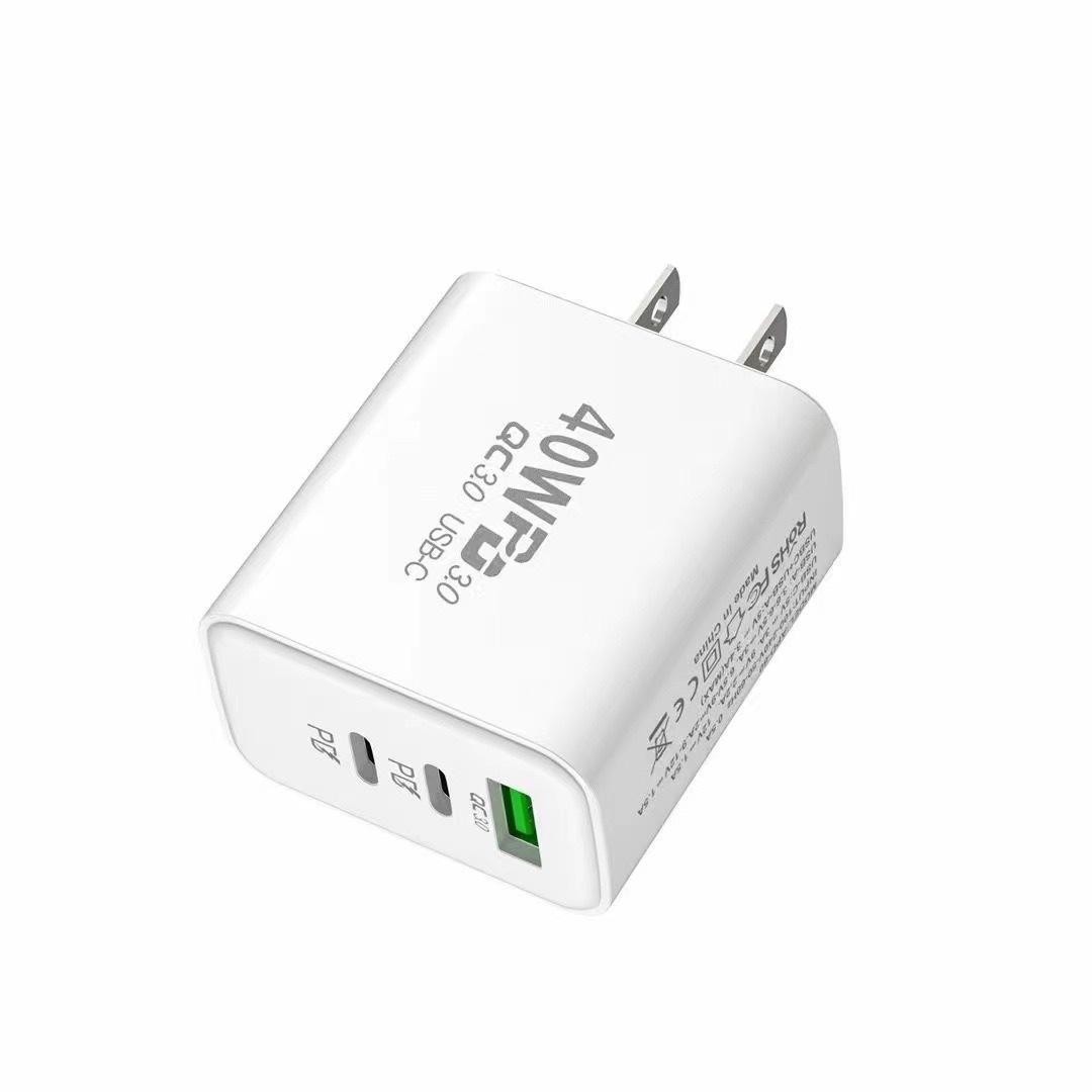 USB+dual C 40W fast charger for Apple smartphone universal multi-port PD charger