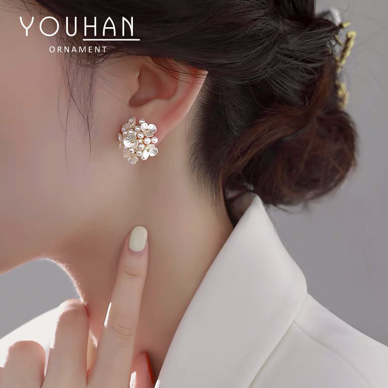S925 silver needle flower cluster hydrangea flower petal sweet earrings fairy ear studs ear accessories