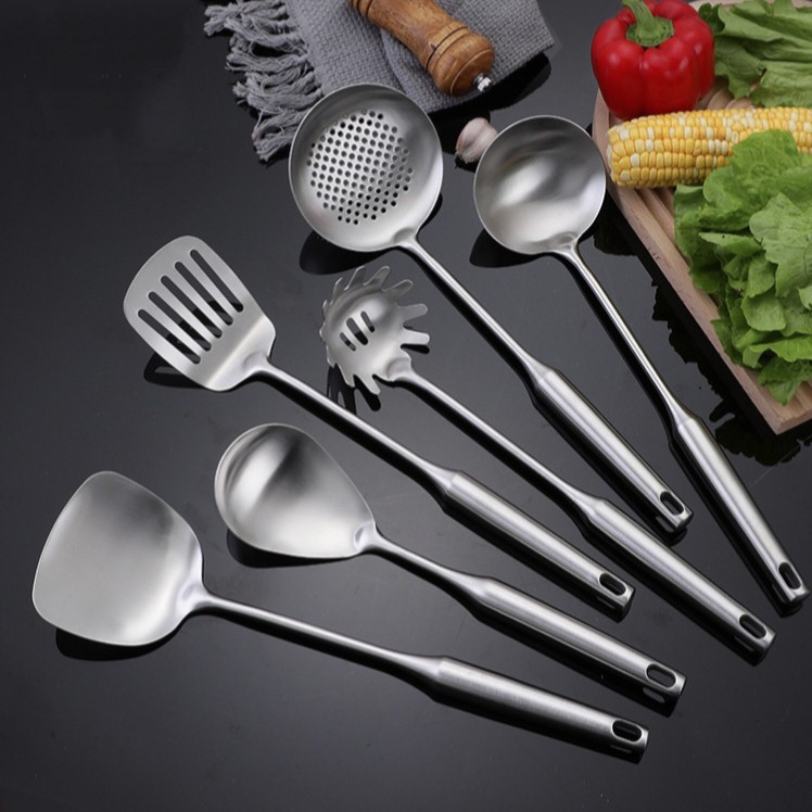 304 stainless steel household kitchen cooking spatula spoon soup spoon slotted spoon kitchen utensils thickened lengthened spatula