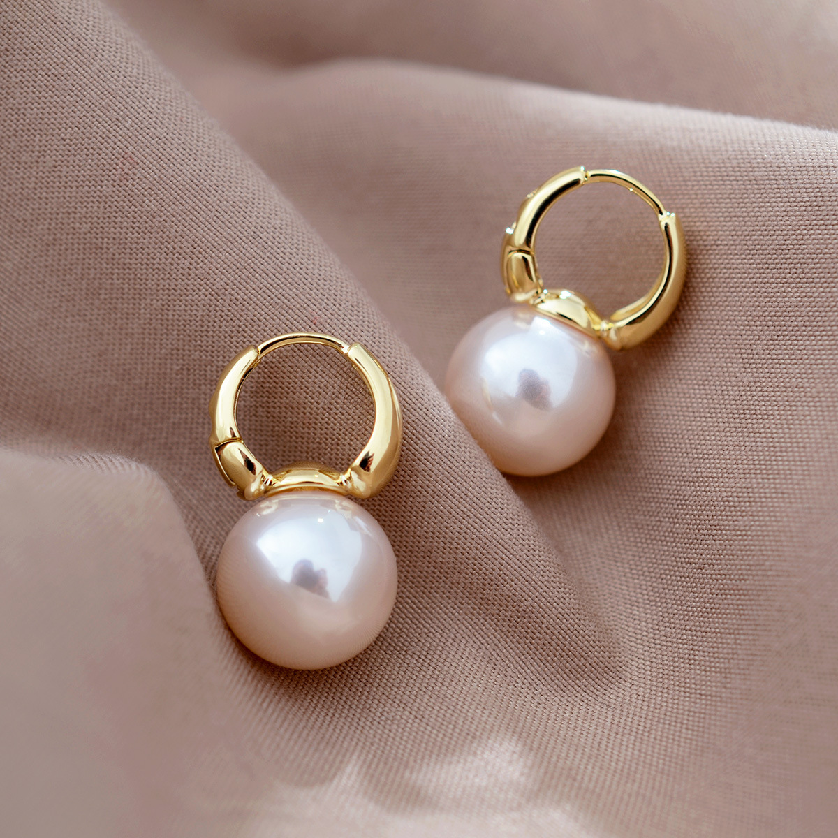 Pearl Ear Cuff Earrings Hepburn Niche Chic Button Ear Studs Earrings