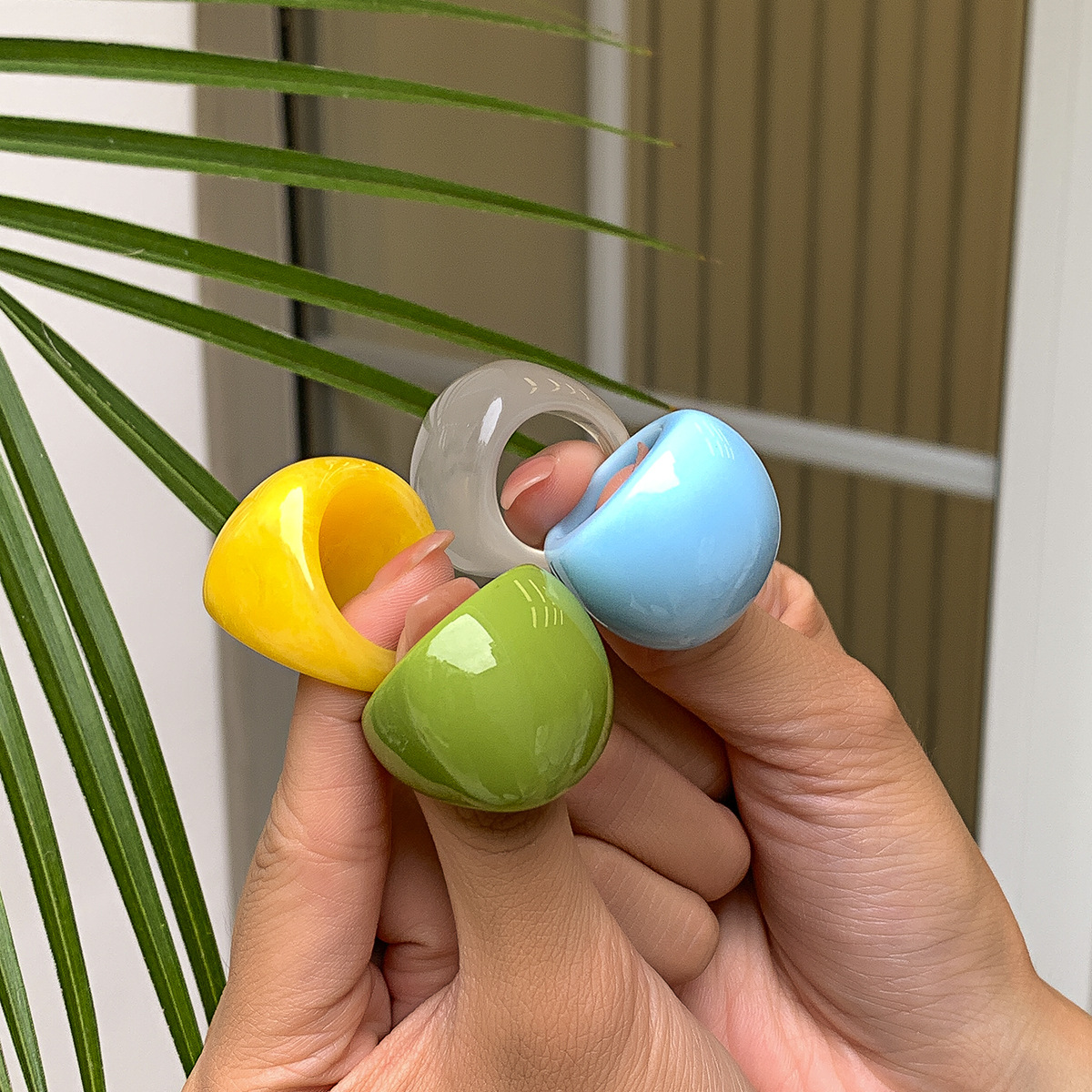 Exaggerated candy color acrylic plain circle ring exaggerated geometric ring hand ornament for women