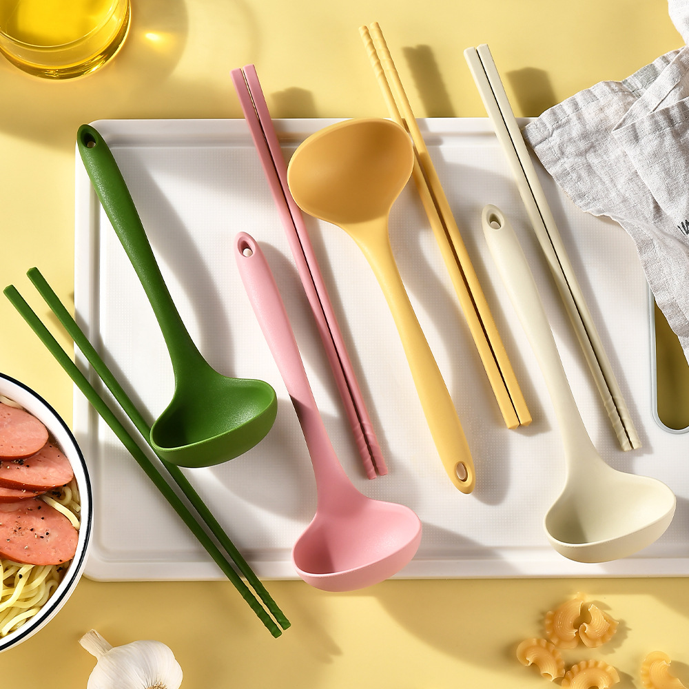 Integrated Non-Stick Silicone Soup Spoon Long Handle Spoon Silicone Chopsticks Two-Piece Set Ramen Tableware