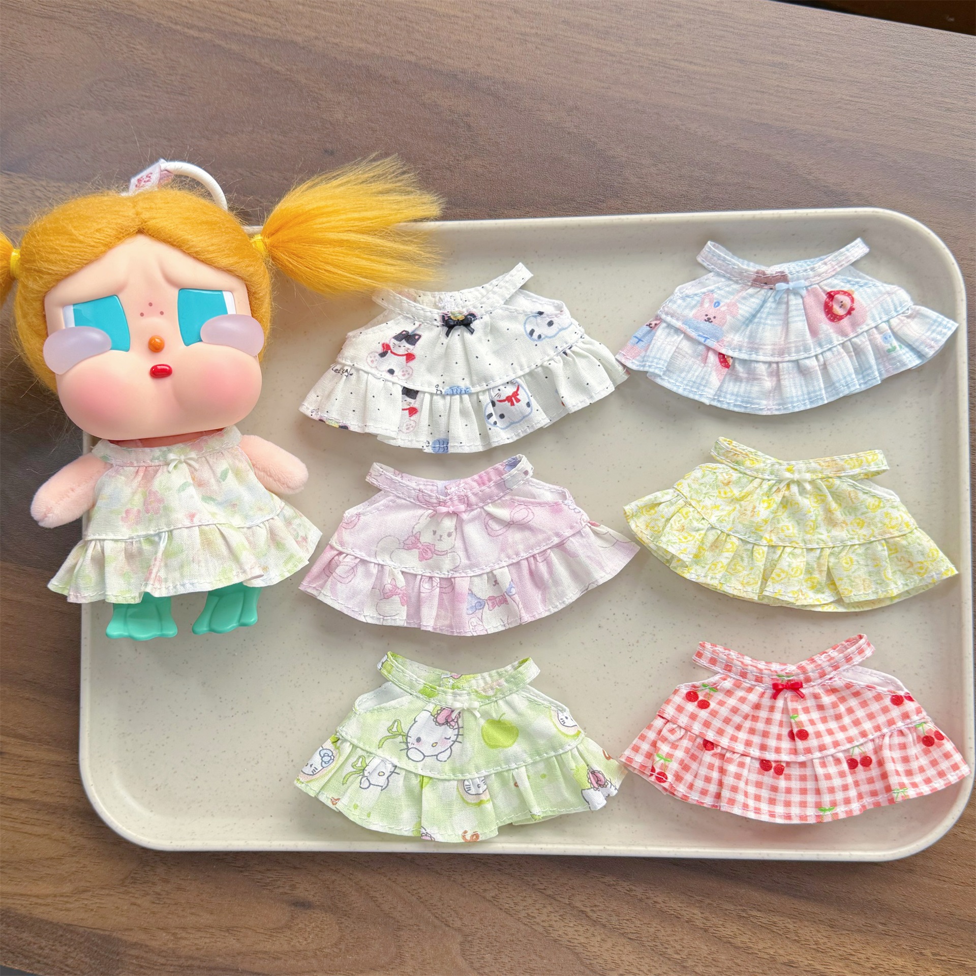 New product: Pleated ruffled dress for crying baby doll 17cm Labubu Hello Kitty dress doll clothing accessory