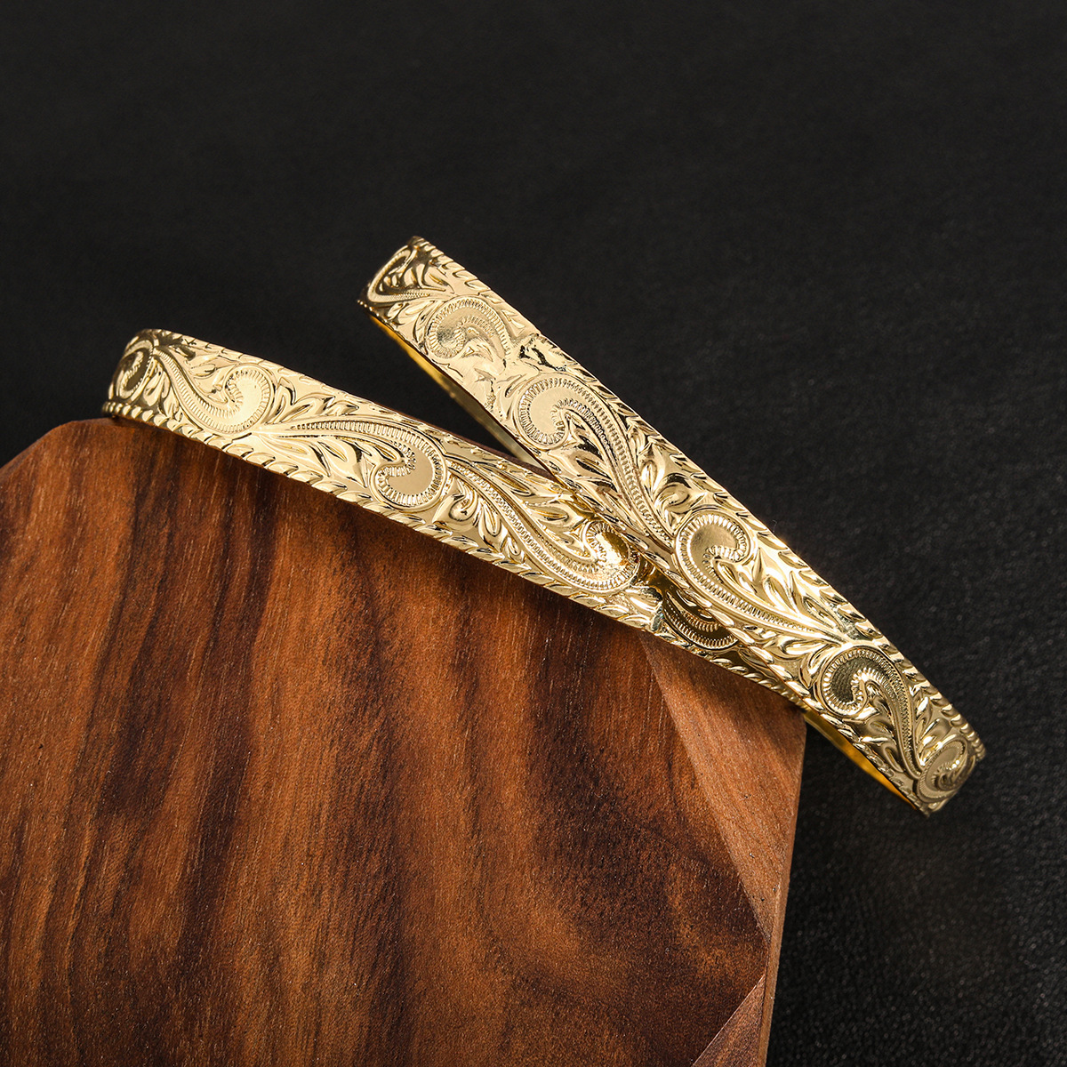 New Hawaiian Style Vine Frangipani Bracelet Copper Plated 14K Real Gold Bangle Beach Vacation Style Accessories