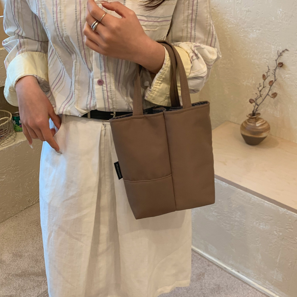Simple Casual Canvas Bag Women 2025 New Large Capacity Handbag Niche Shoulder Commute Tote Bag