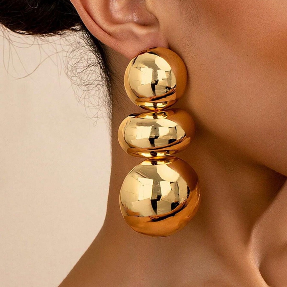 Heavy metal geometric round earrings delicate irregular ear studs