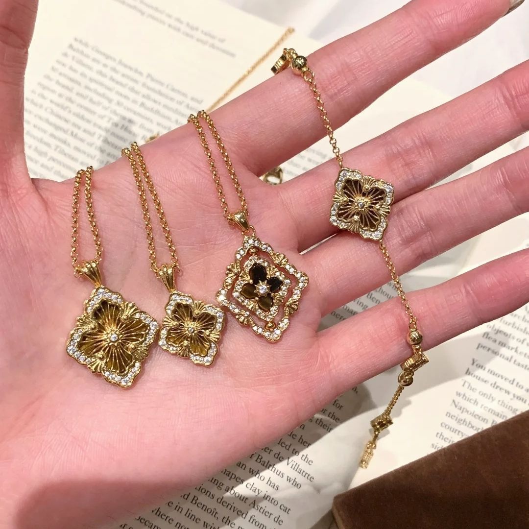 High version Italian Buccellati tiger eye four-leaf clover bracelet opera earrings court style diamond-set necklace set