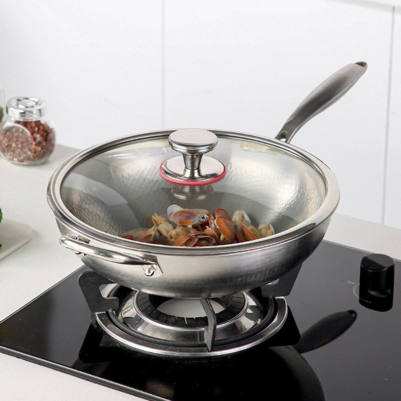 Titanium wok stainless steel stir-fry pan hammer pattern frying pan universal stove uncoated non-stick pan