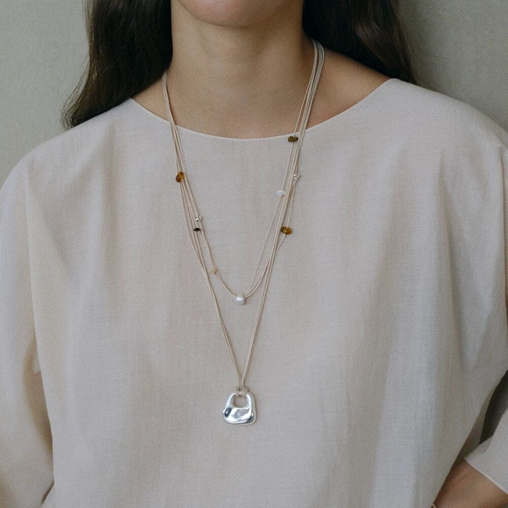 SOFT ROOM Braided Natural Crushed Stone Necklace for Women Adjustable Silver-Plated Pendant Thin