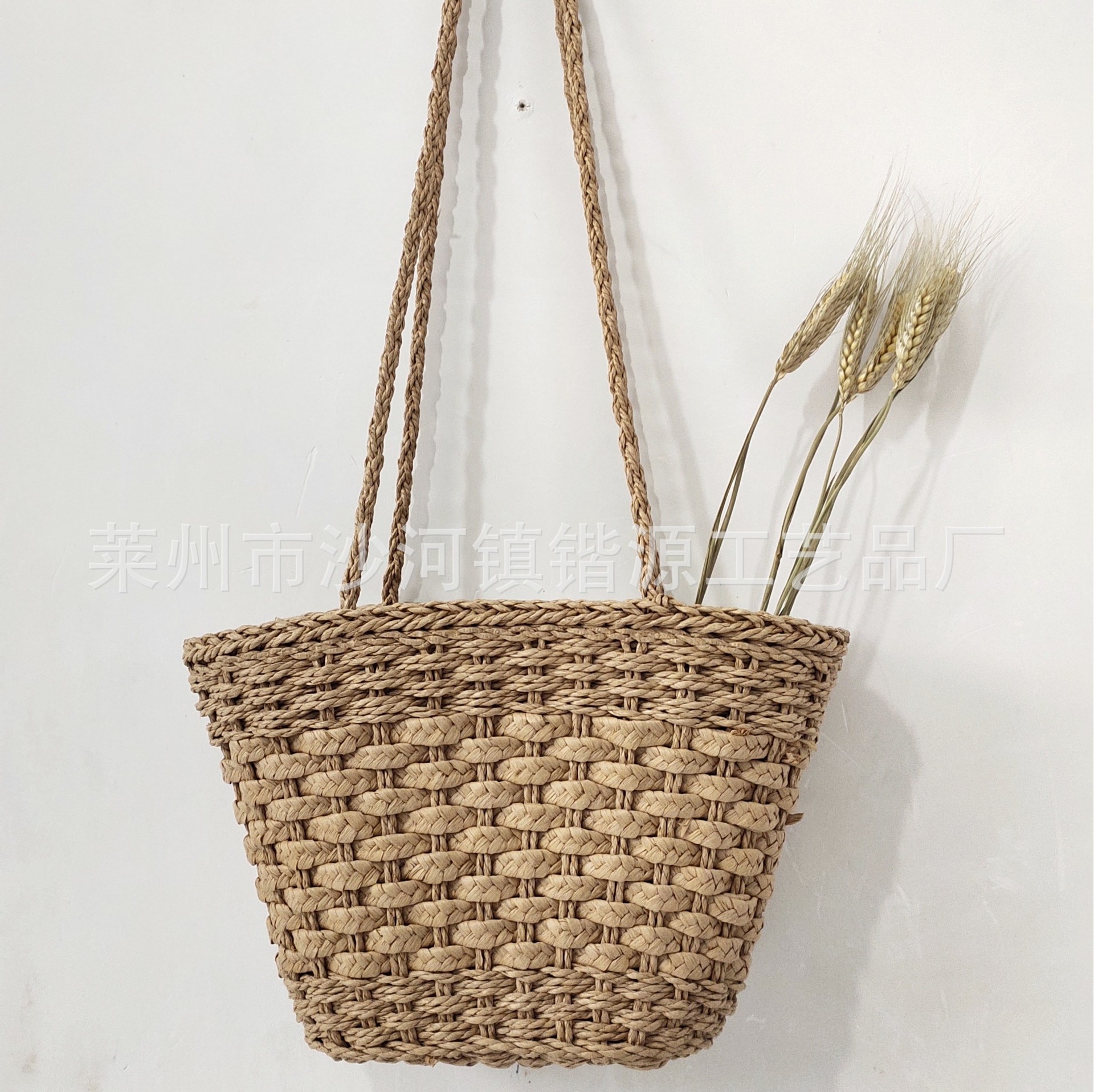Straw woven bag casual woven shoulder bag spring summer new tote bucket bag handbag women's bag