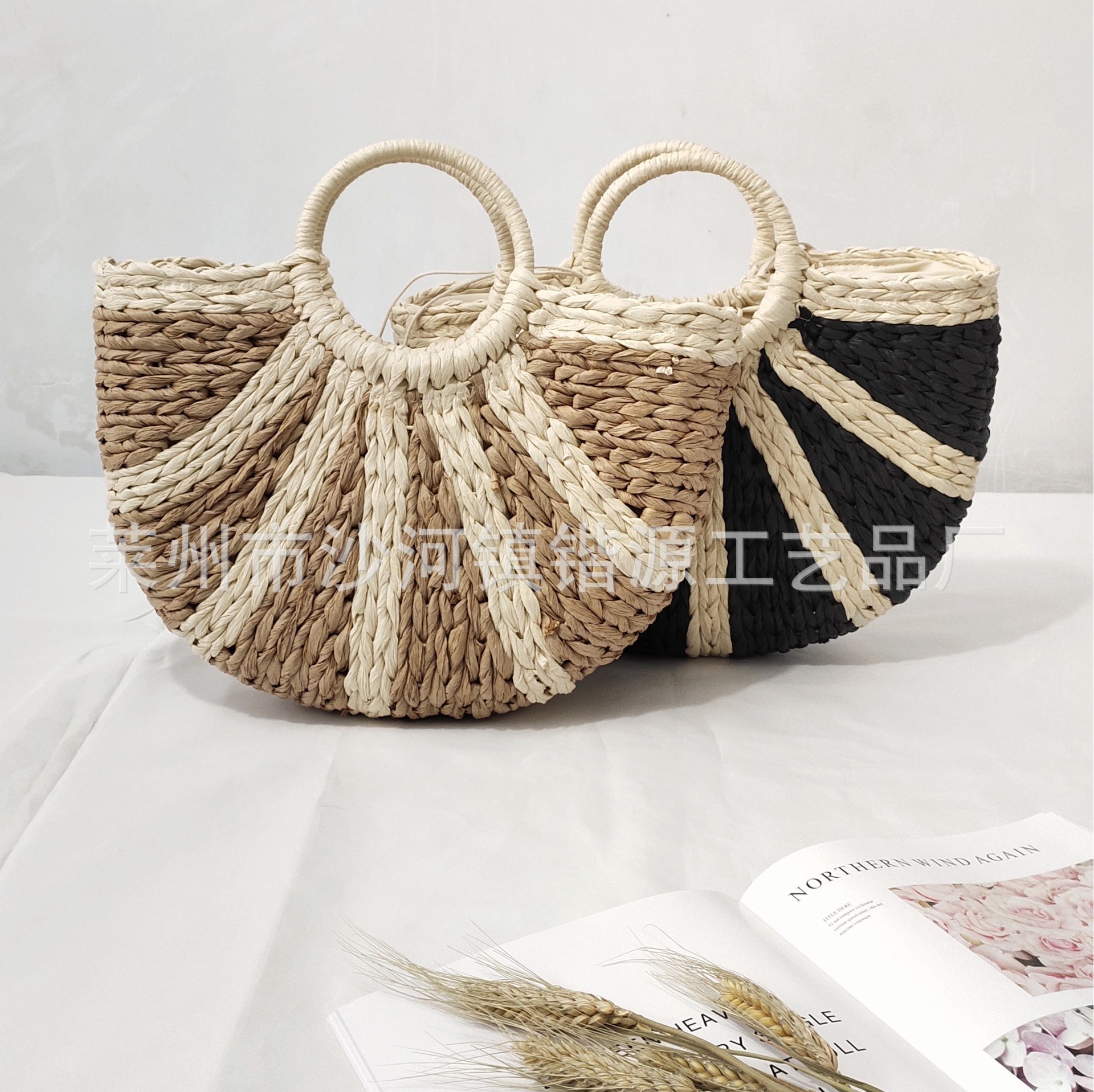 Semicircle woven bag summer striped round bucket bag straw woven bag handbag moon bag handbag Chinese style