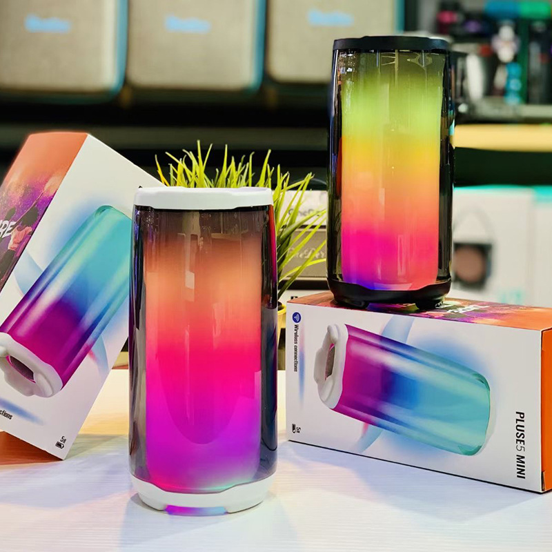 New Pulse PLUSE5 Mini Bluetooth Speaker Gift Colorful Light Desktop Card Slot Bass TWS Couplet