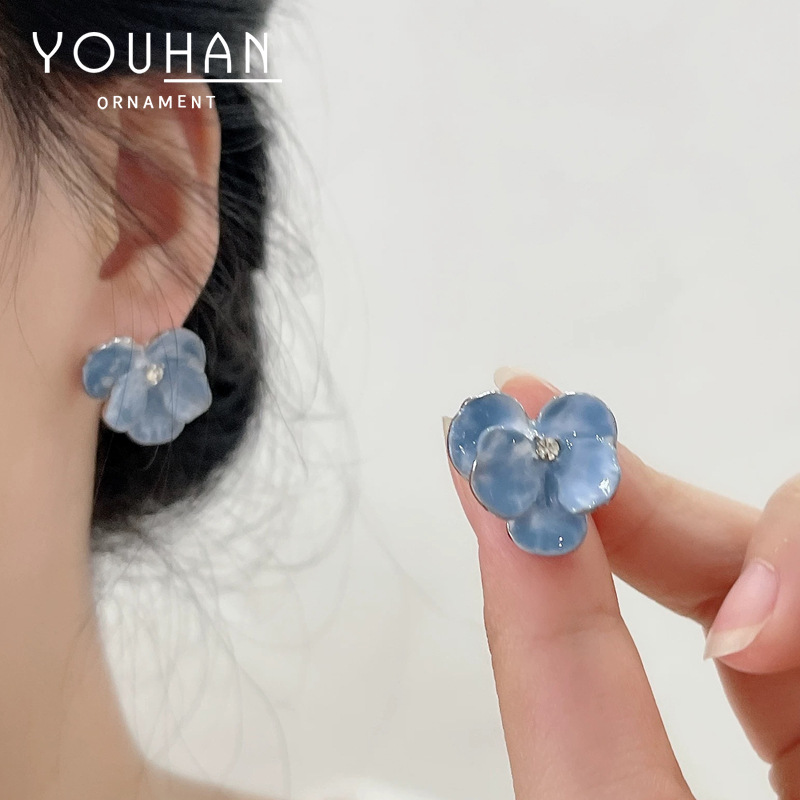 Live vacation style gentle super fairy flower earrings small fresh pearl ear studs