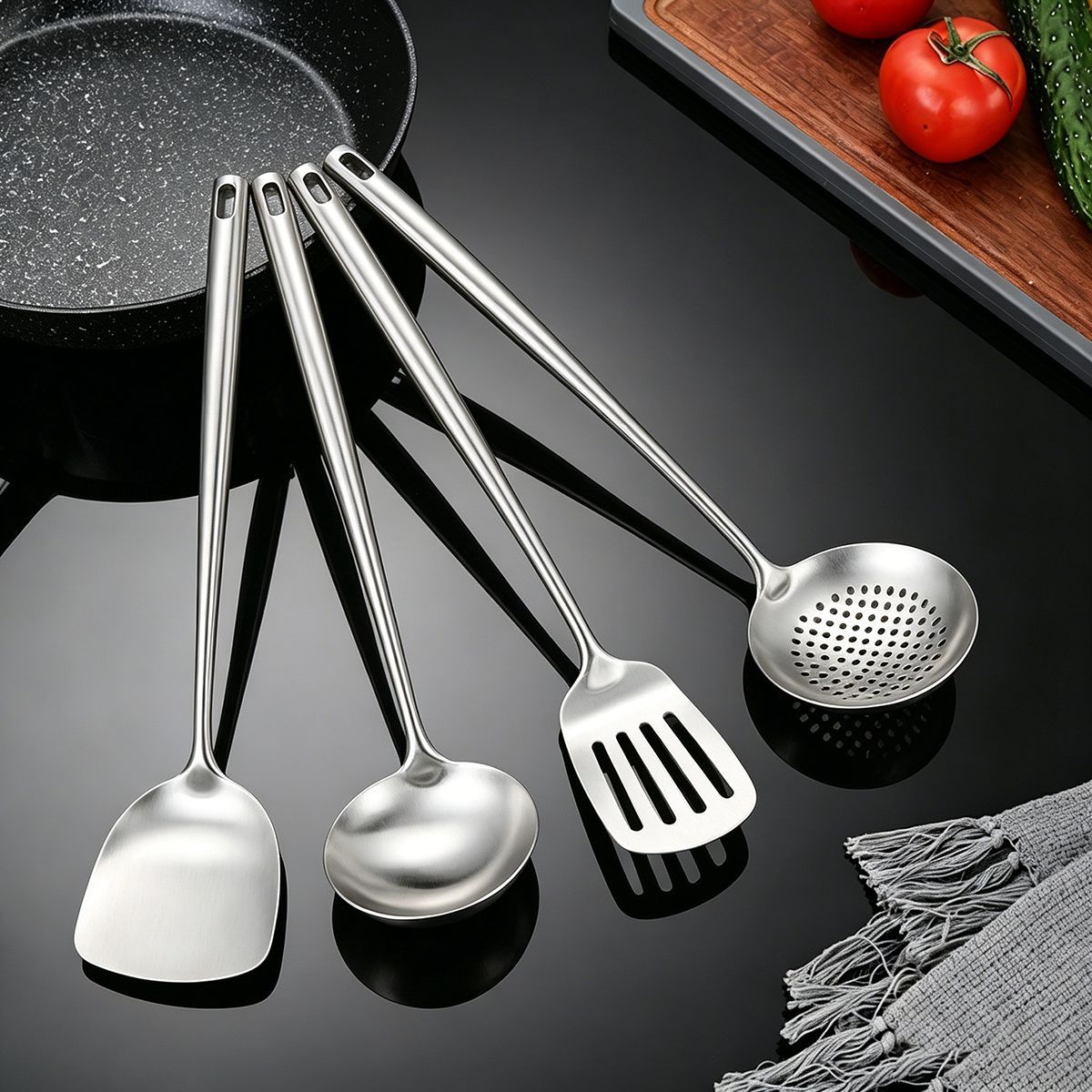 Stainless Steel Kitchen Utensils Thickened Spatula Frying Spoon All Steel Slotted Spoon Frying Spatula Chef Kitchen Anti-Scald Soup Spoon Non-Stick Pan