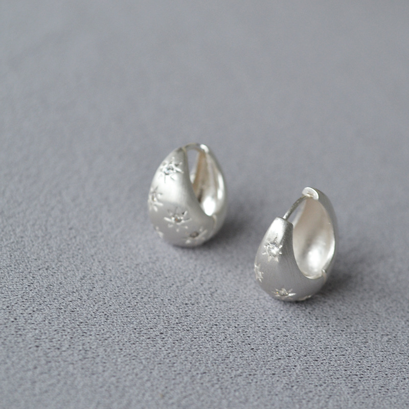Silver brushed zirconium star sparkling diamond simple cold earrings ear accessories