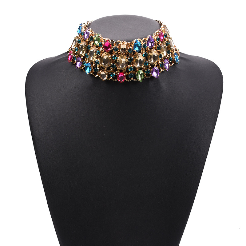 2019 new autumn and winter big brand full diamond colored drop exaggerated necklace collarbone chain clothing accessories