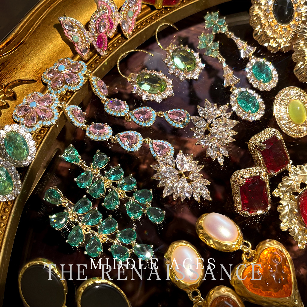 Vintage Retro Heavy Craft Colored Gem Zircon Earrings Exaggerated Western Style Ear Studs Court Style Ear Accessories