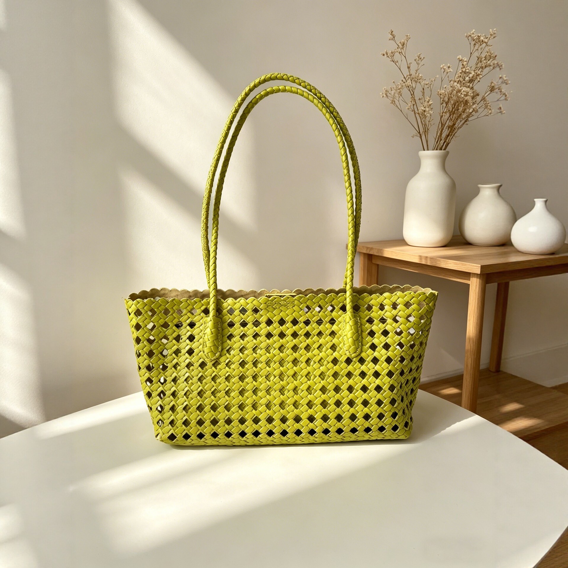 2026 New Diamond Quilted Single Shoulder Tote Bag Women Large Capacity Mother-Child Bag Casual Commute Handheld Bag
