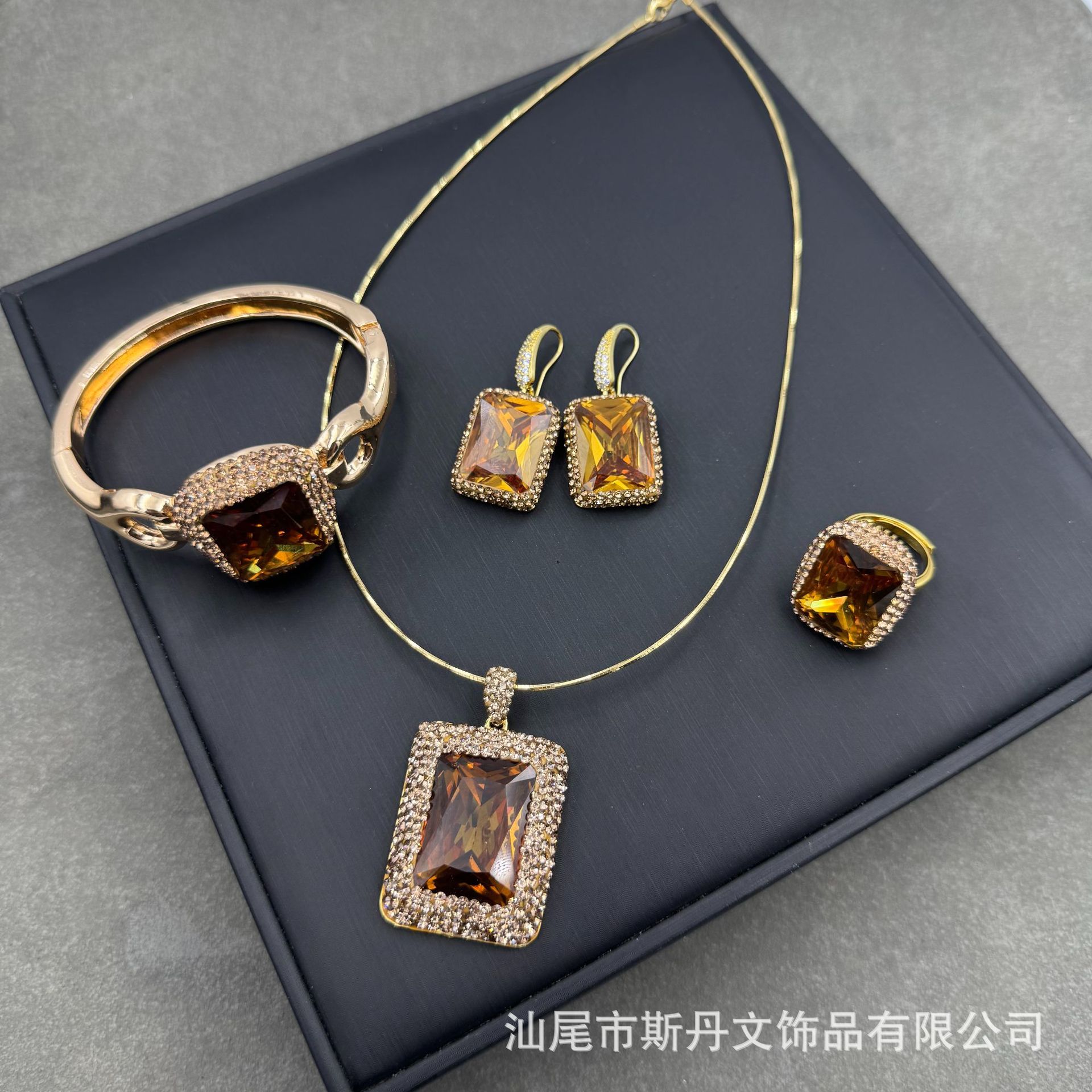 Turkish Sultanite Color-Change Inlaid Set Niche Light-Sensitive Stone Jewelry Live Stream Goods