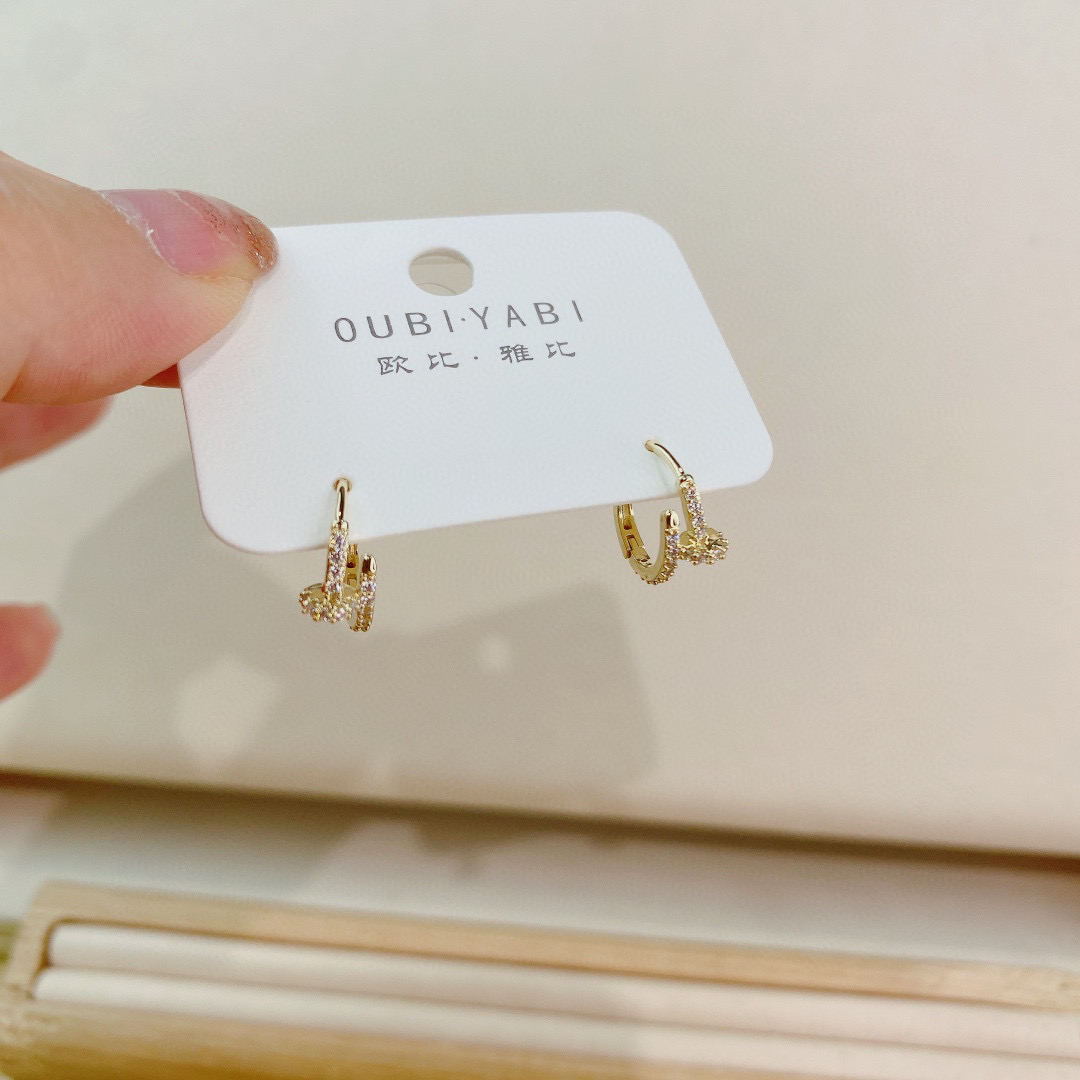 Oubiyabi New Sweet Minimalist Nail Ear Cuff Tassel Lady Earrings 7528