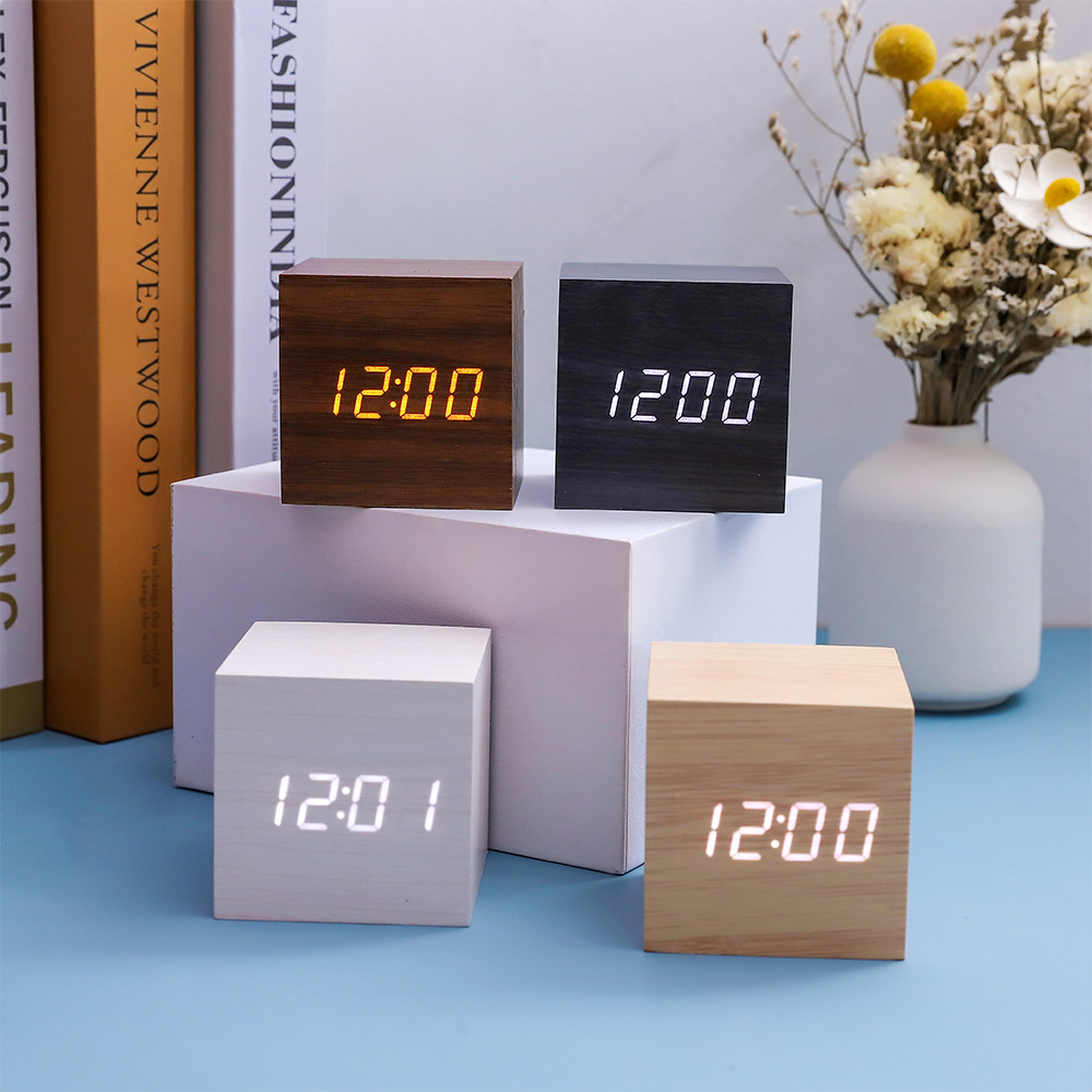 LED smart voice-controlled wooden clock, square compact digital display temperature and humidity electronic alarm clock, multi-color electronic clock