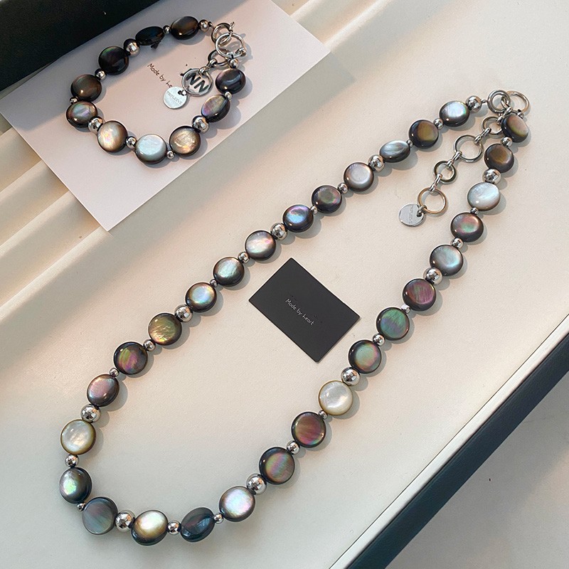Natural deep-sea black lip pearl shell with color necklace for women, abalone shell colorful bead necklace, wind collarbone chain